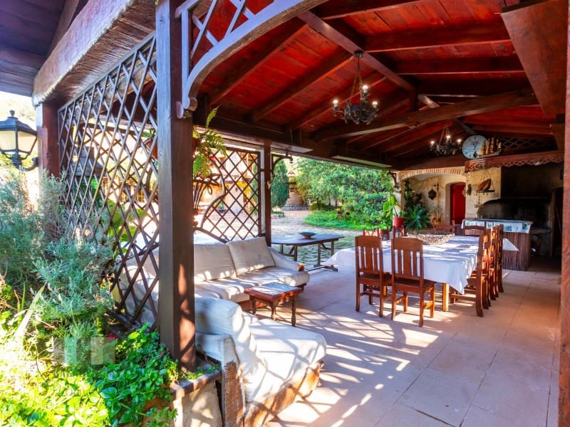 Finca/Country House for sale in Borriol - € 850,000 (Ref: 9434697)