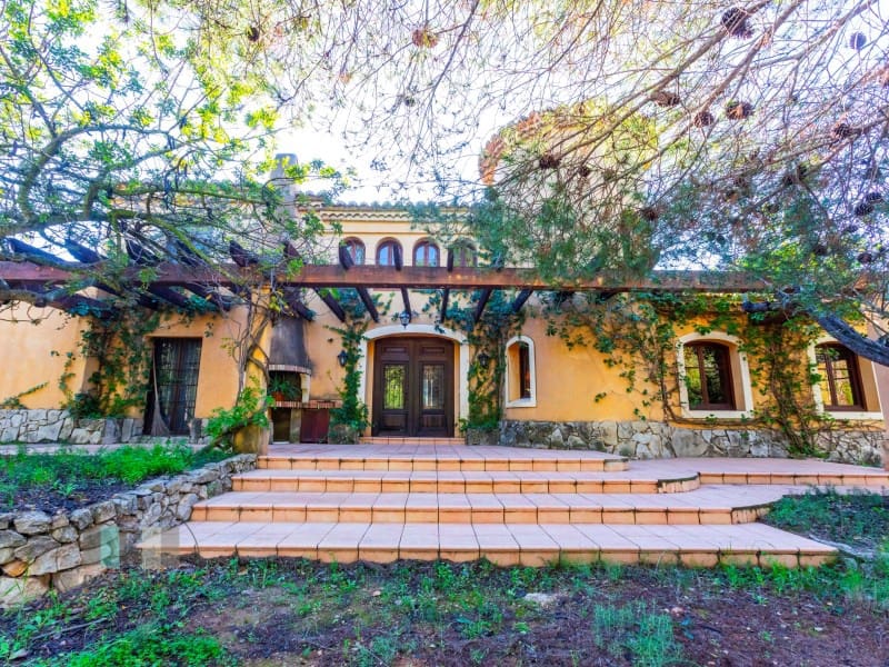 Finca/Country House for sale in Borriol - € 850,000 (Ref: 9434697)