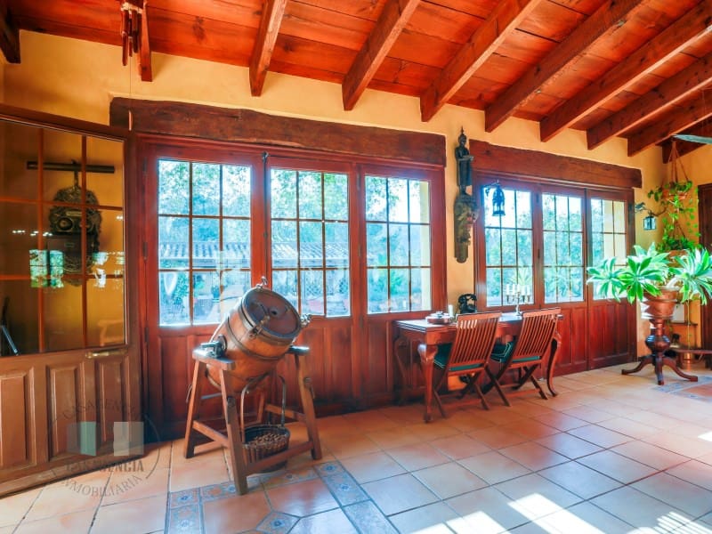 Finca/Country House for sale in Borriol - € 850,000 (Ref: 9434697)