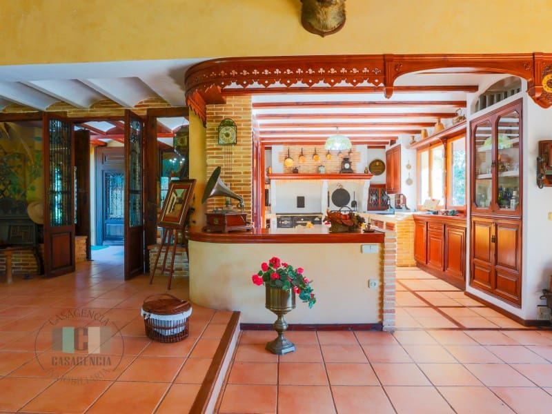Finca/Country House for sale in Borriol - € 850,000 (Ref: 9434697)