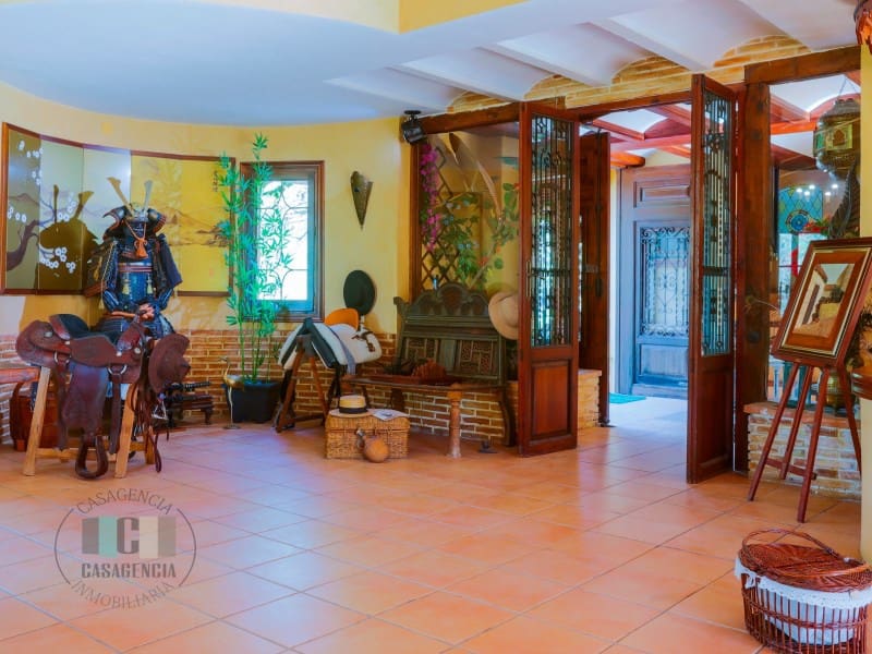 Finca/Country House for sale in Borriol - € 850,000 (Ref: 9434697)