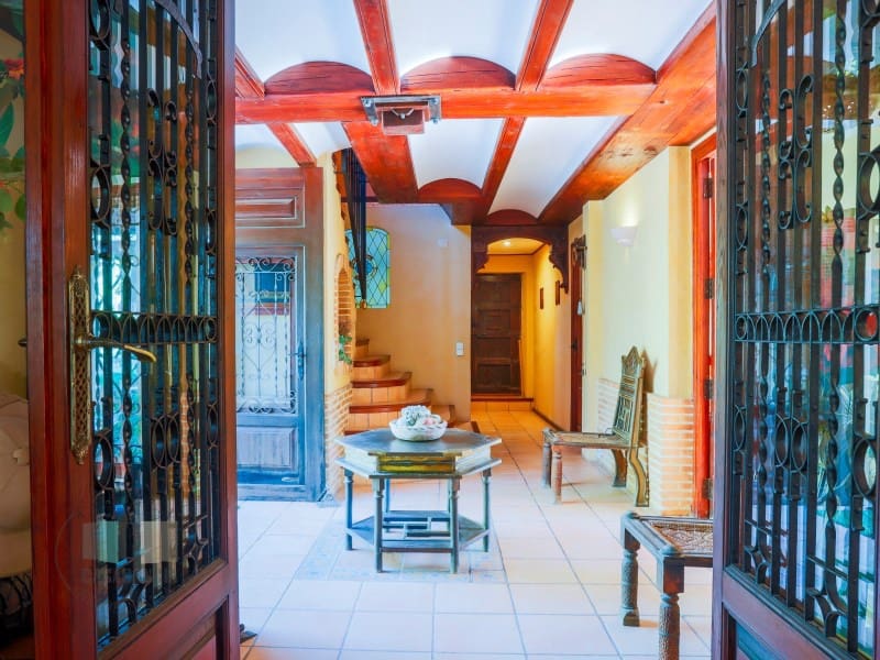 Finca/Country House for sale in Borriol - € 850,000 (Ref: 9434697)