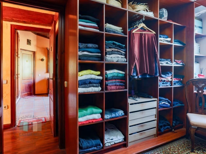 Finca/Country House for sale in Borriol - € 850,000 (Ref: 9434697)