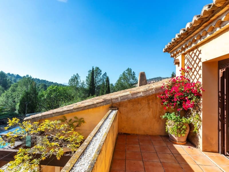 Finca/Country House for sale in Borriol - € 850,000 (Ref: 9434697)