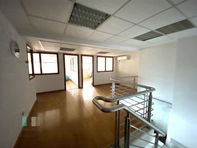 Commercial for rent in Centro, Castelló de la Plana - € 1,200 (Ref: 9434698)