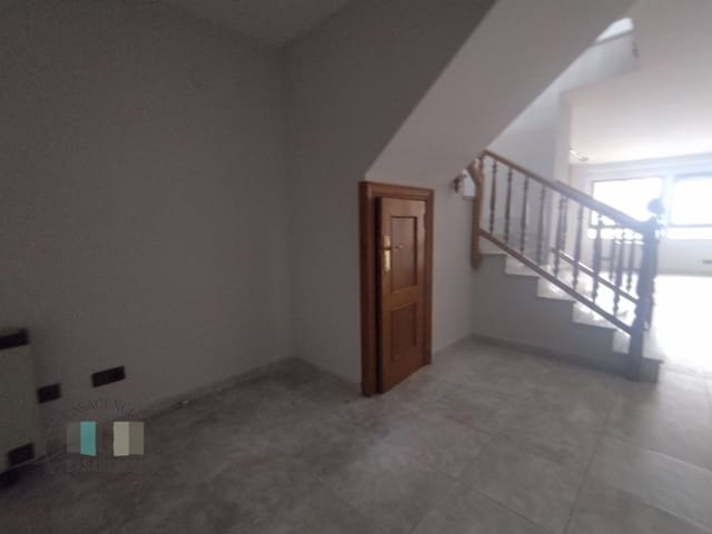 Office for rent in Centro, Castelló de la Plana - € 500 (Ref: 9434701)