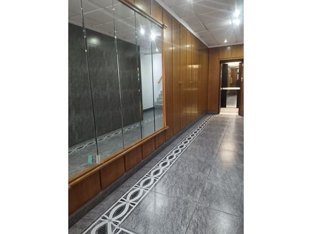 Office for rent in Centro, Castelló de la Plana - € 500 (Ref: 9434701)