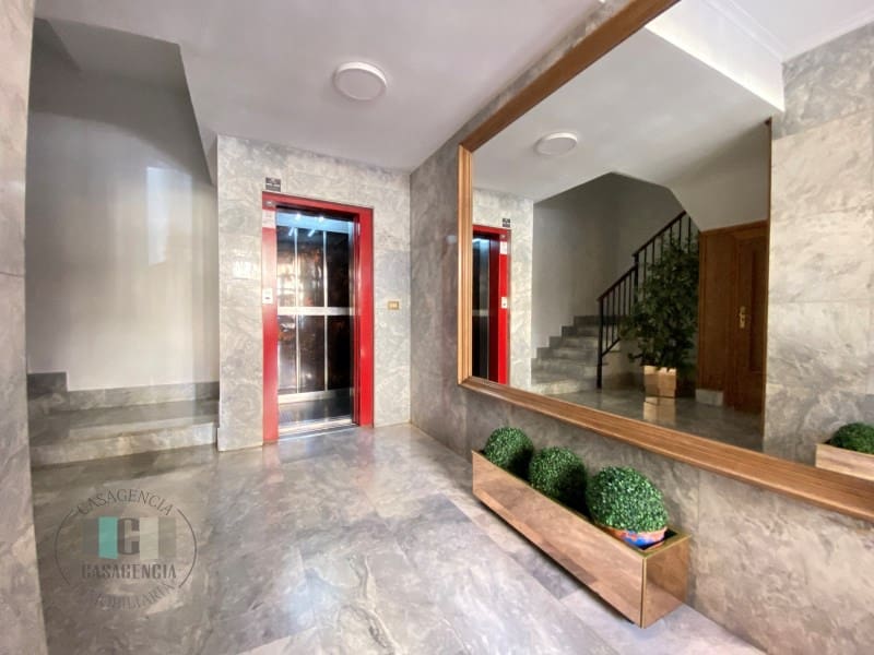 3 chambre Appartement à vendre à Castello de la Plana avec garage - 250 000 € (Ref: 9434703)