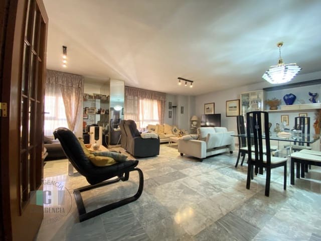 3 chambre Appartement à vendre à Norte, Castelló de la Plana avec garage - 250 000 € (Ref: 9434703)