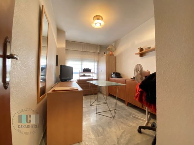 3 chambre Appartement à vendre à Norte, Castelló de la Plana avec garage - 250 000 € (Ref: 9434703)