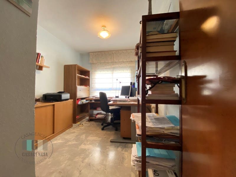 3 chambre Appartement à vendre à Castello de la Plana avec garage - 250 000 € (Ref: 9434703)