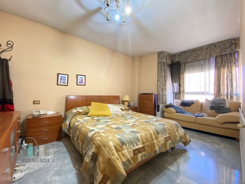 3 chambre Appartement à vendre à Castello de la Plana avec garage - 250 000 € (Ref: 9434703)