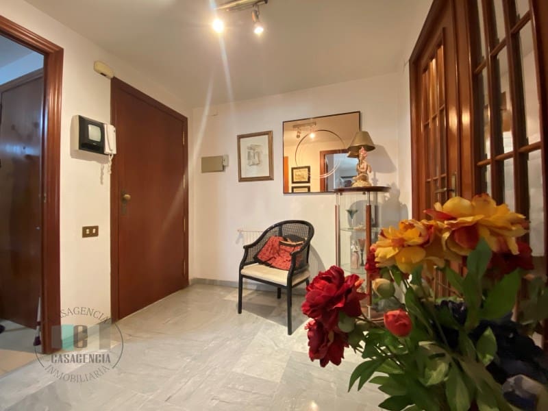 3 chambre Appartement à vendre à Castello de la Plana avec garage - 250 000 € (Ref: 9434703)