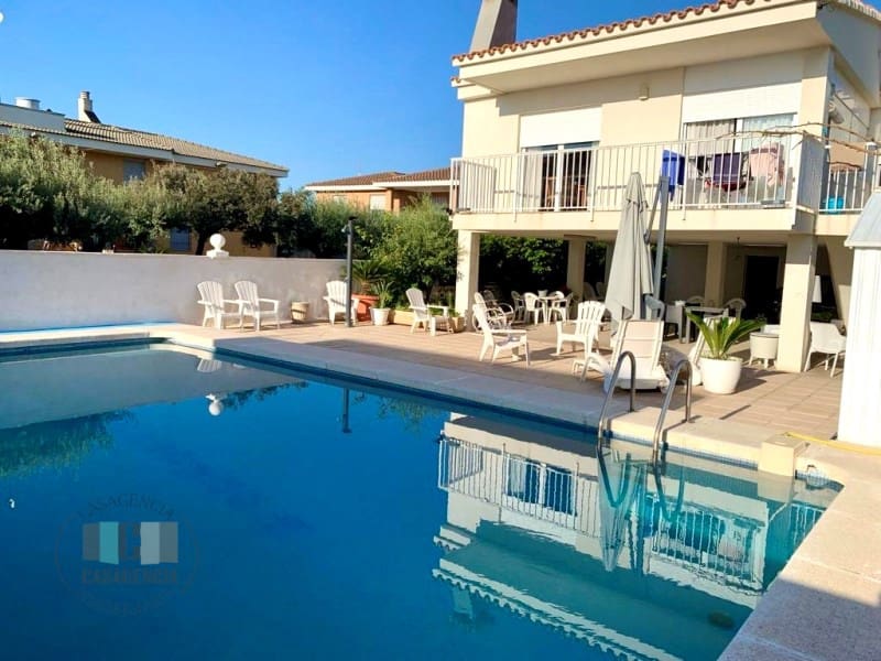 Chalet de 5 habitaciones en Almassora / Almazora en venta con piscina - 390.000 € (Ref: 9434705)