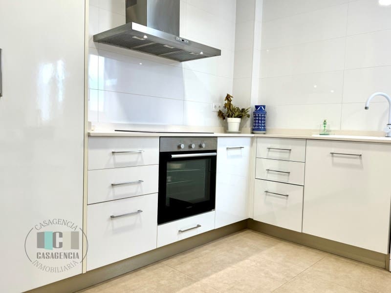 Chalet de 5 habitaciones en Almassora / Almazora en venta con piscina - 390.000 € (Ref: 9434705)