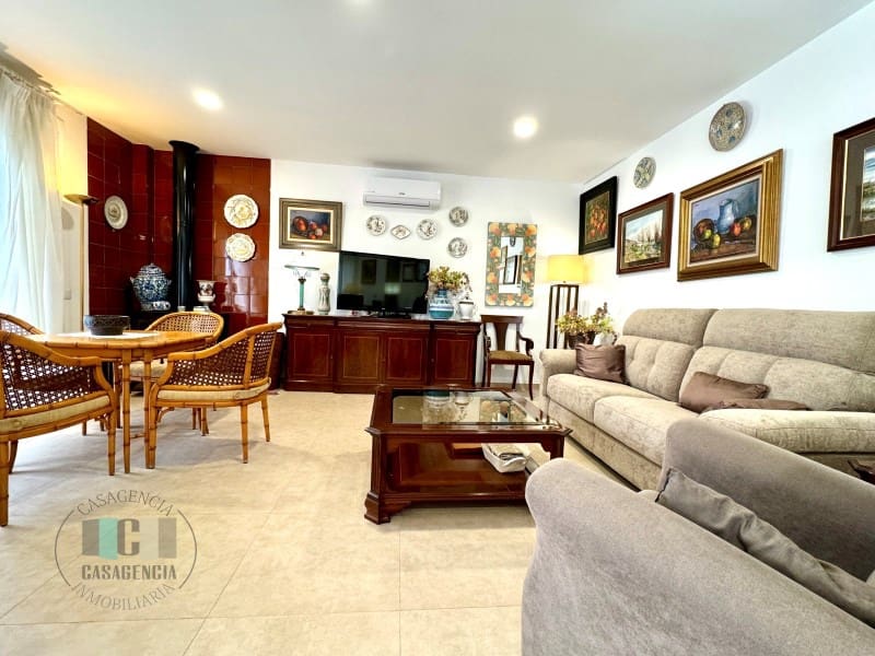 Chalet de 5 habitaciones en Almassora / Almazora en venta con piscina - 390.000 € (Ref: 9434705)