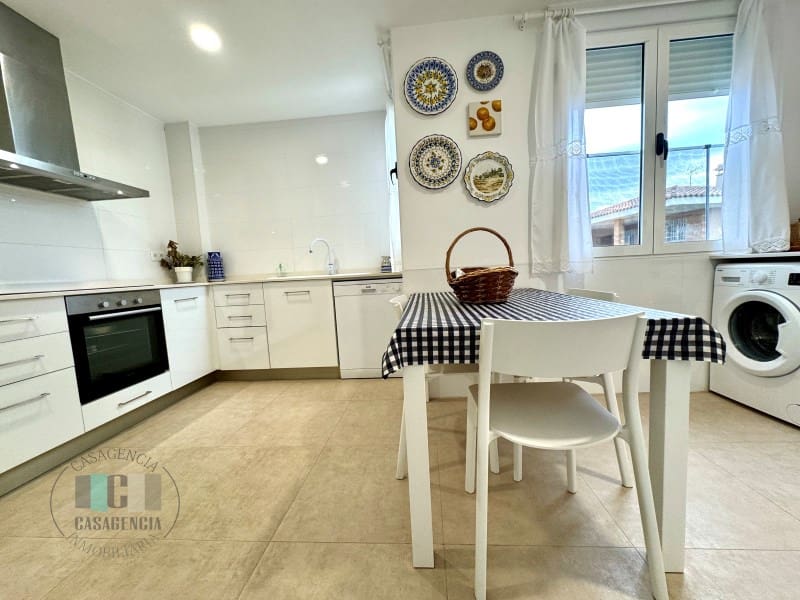 Chalet de 5 habitaciones en Almassora / Almazora en venta con piscina - 390.000 € (Ref: 9434705)