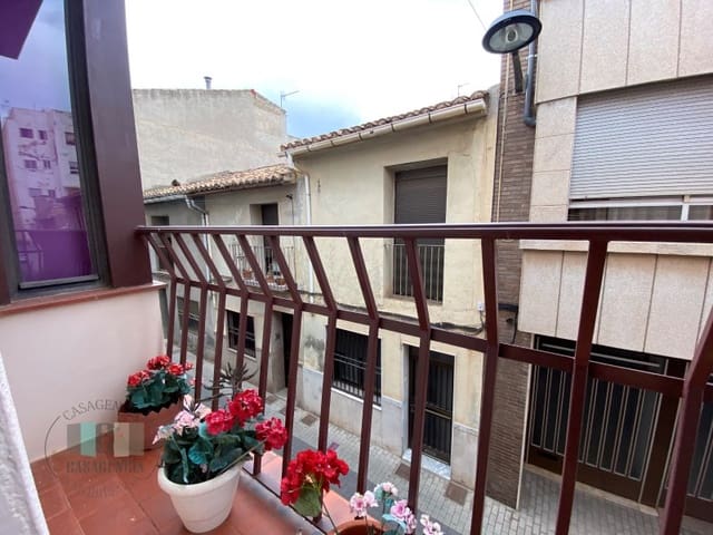 5 bedroom Townhouse for sale in Vila-real with garage - € 240,000 (Ref: 9434706)