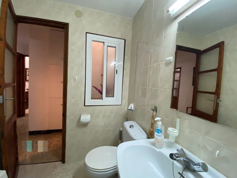 5 bedroom Townhouse for sale in Vila-real with garage - € 240,000 (Ref: 9434706)