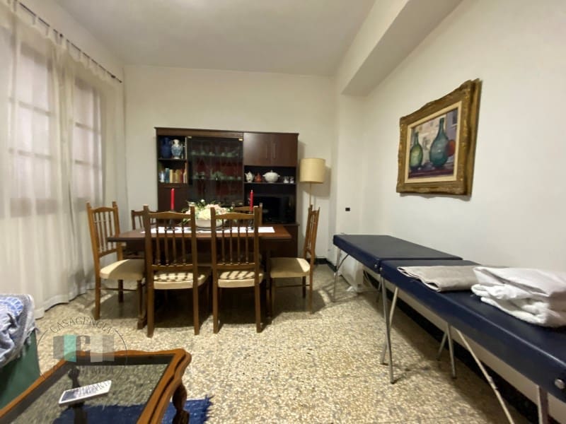 5 bedroom Townhouse for sale in Vila-real with garage - € 240,000 (Ref: 9434706)