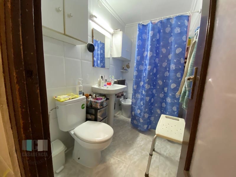 5 bedroom Townhouse for sale in Vila-real with garage - € 240,000 (Ref: 9434706)