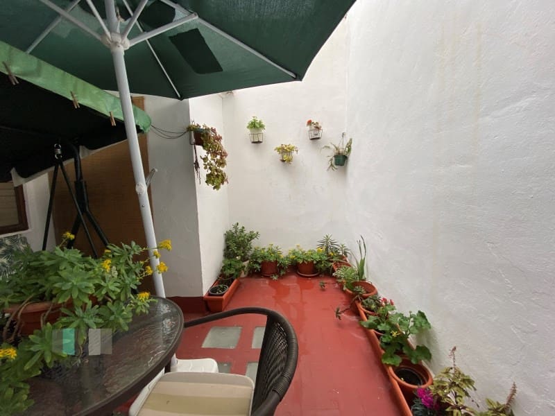 5 bedroom Townhouse for sale in Vila-real with garage - € 240,000 (Ref: 9434706)