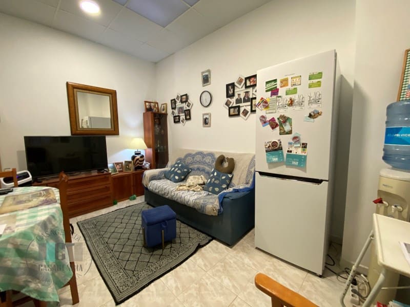 5 bedroom Townhouse for sale in Vila-real with garage - € 240,000 (Ref: 9434706)