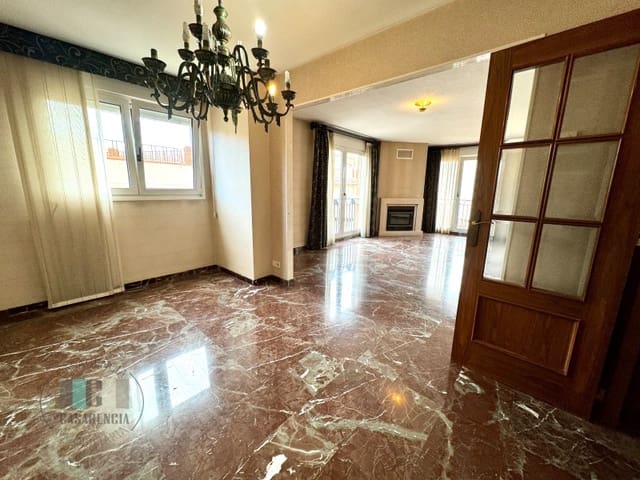 Piso de 5 habitaciones en Almassora / Almazora en venta con garaje - 240.000 € (Ref: 9434711)