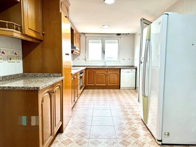 Piso de 5 habitaciones en Almassora / Almazora en venta con garaje - 240.000 € (Ref: 9434711)