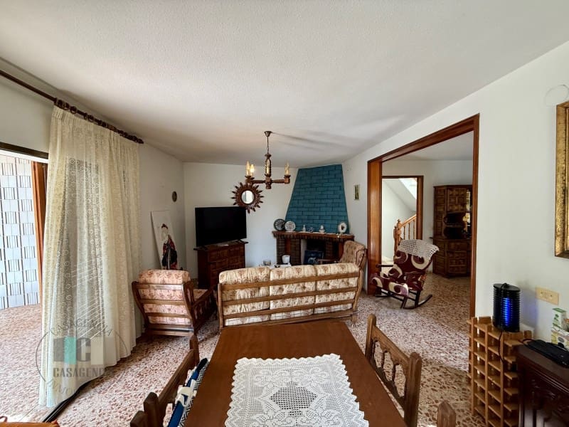 4 quarto Moradia Geminada para venda em Benicassim - 420 000 € (Ref: 9434713)