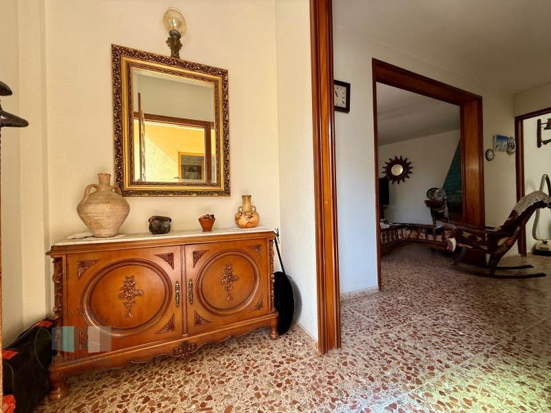 4 quarto Moradia Geminada para venda em Benicassim - 420 000 € (Ref: 9434713)