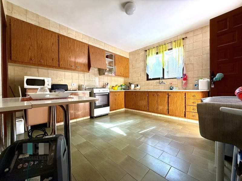 4 quarto Moradia Geminada para venda em Benicassim - 420 000 € (Ref: 9434713)