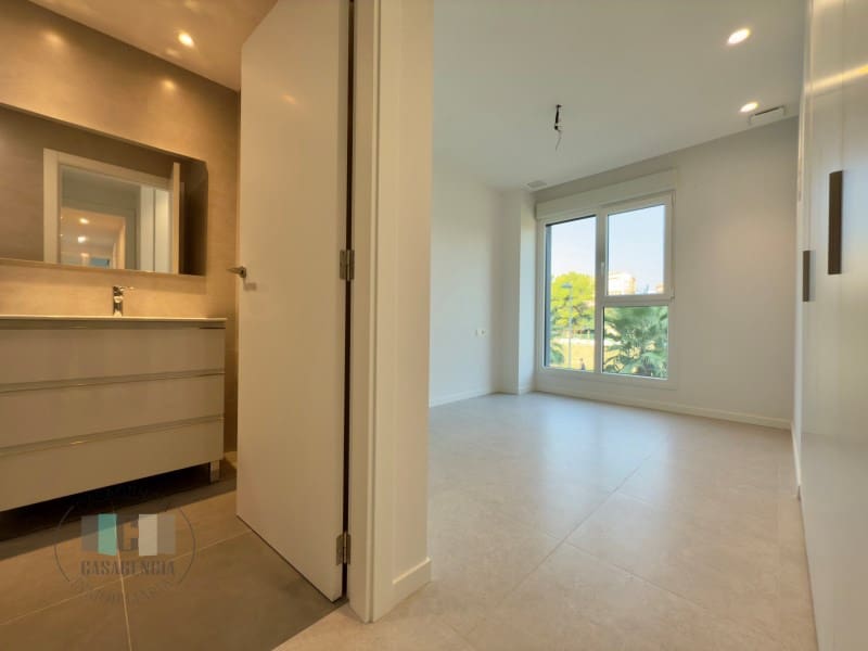 2 sovrum Lägenhet till salu i Castello de la Plana med pool garage - 295 000 € (Ref: 9434714)