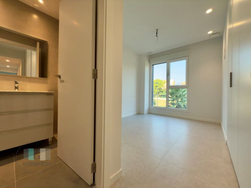 2 sovrum Lägenhet till salu i Castello de la Plana med pool garage - 295 000 € (Ref: 9434714)