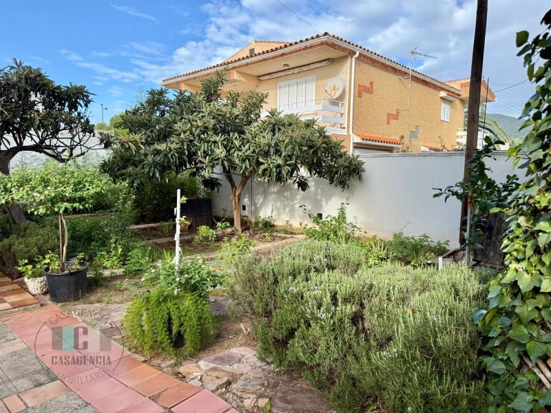 5 Zimmer Doppelhaus zu verkaufen in Benicassim mit Garage - 420.000 € (Ref: 9434715)