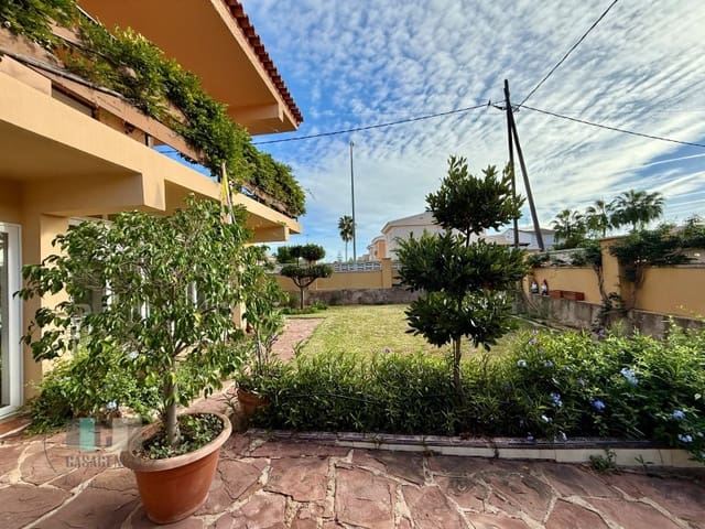 5 Zimmer Doppelhaus zu verkaufen in Benicàssim mit Garage - 420.000 € (Ref: 9434715)