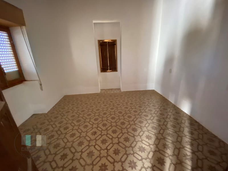 4 bedroom Finca/Country House for sale in Castello de la Plana with garage - € 350,000 (Ref: 9434718)