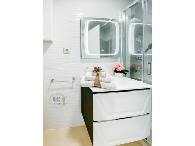 2 bedroom Apartment for sale in Oropesa  with pool garage - € 230,000 (Ref: 9434722)