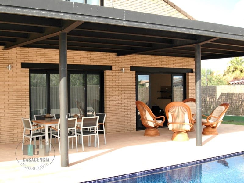 Chalet de 3 habitaciones en Les Alqueries / Alquerías del Niño Perdido en venta con piscina garaje - 625.000 € (Ref: 9434723)