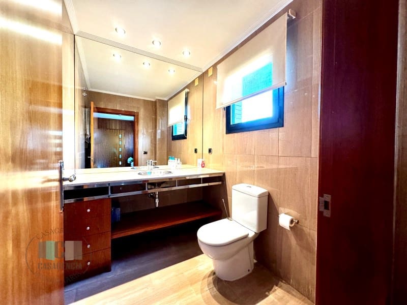 Chalet de 3 habitaciones en Les Alqueries / Alquerías del Niño Perdido en venta con piscina garaje - 625.000 € (Ref: 9434723)