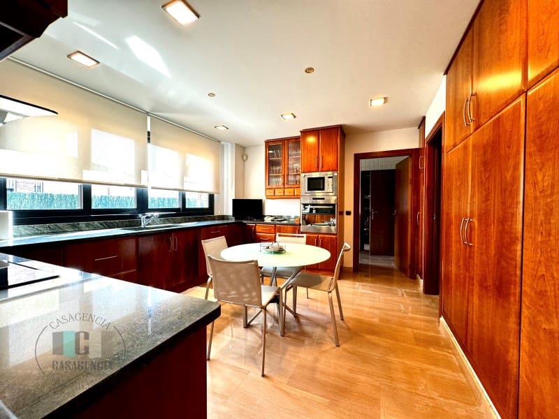 Chalet de 3 habitaciones en Les Alqueries / Alquerías del Niño Perdido en venta con piscina garaje - 625.000 € (Ref: 9434723)