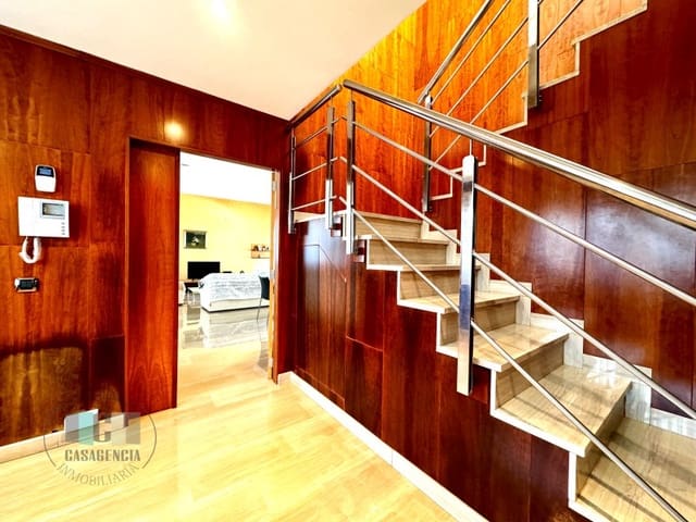 Chalet de 3 habitaciones en Les Alqueries / Alquerías del Niño Perdido en venta con piscina garaje - 625.000 € (Ref: 9434723)