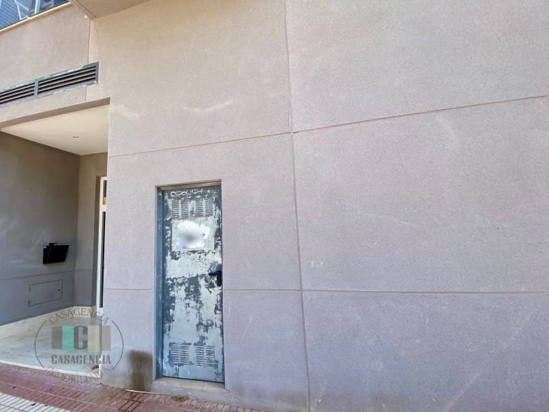 Commercial for rent in Benicassim - € 750 (Ref: 9434724)