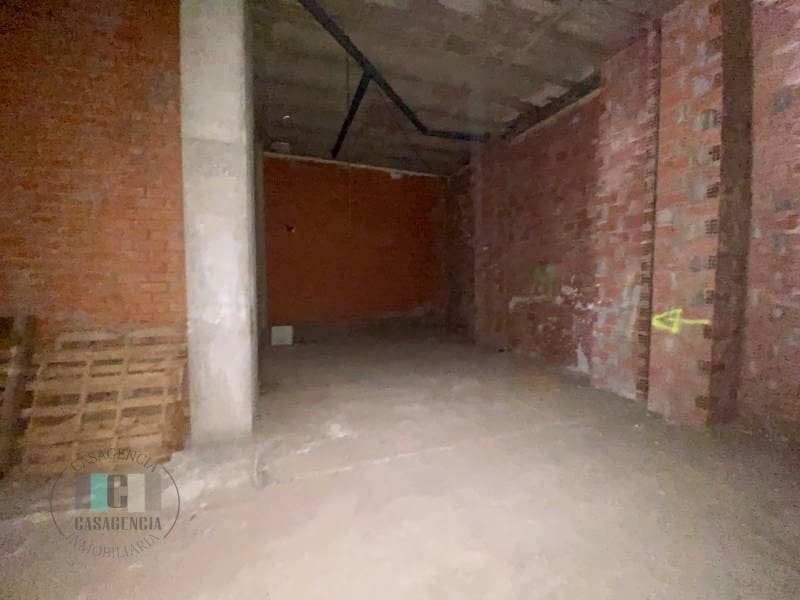 Commercial for rent in Benicassim - € 750 (Ref: 9434724)