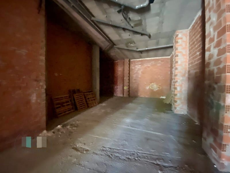 Commercial for rent in Benicassim - € 750 (Ref: 9434724)