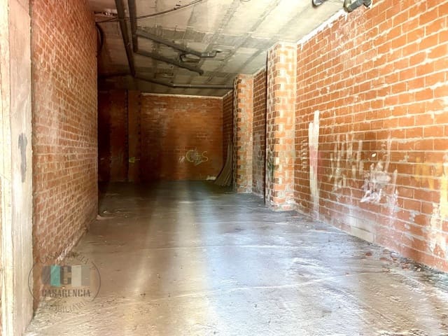 Commercieel te huur in Benicàssim - € 750 (Ref: 9434724)