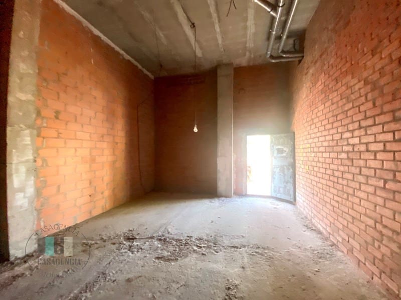 Commercial for rent in Benicassim - € 750 (Ref: 9434724)