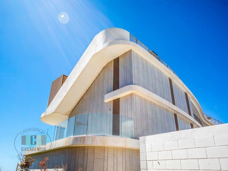 3 soveværelse Penthouse til salg i Oropesa  med garage - € 650.000 (Ref: 9434725)