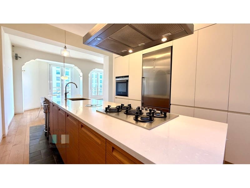 4 chambre Appartement à vendre à Castello de la Plana avec garage - 305 000 € (Ref: 9434728)