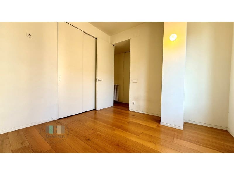 4 chambre Appartement à vendre à Castello de la Plana avec garage - 305 000 € (Ref: 9434728)